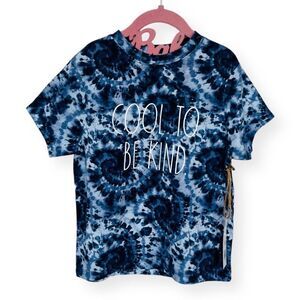NEW Rae Dunn Cool To Be Kind Blue & White Tie-Dye Short Sleeve Shirt Size 7 NWT
